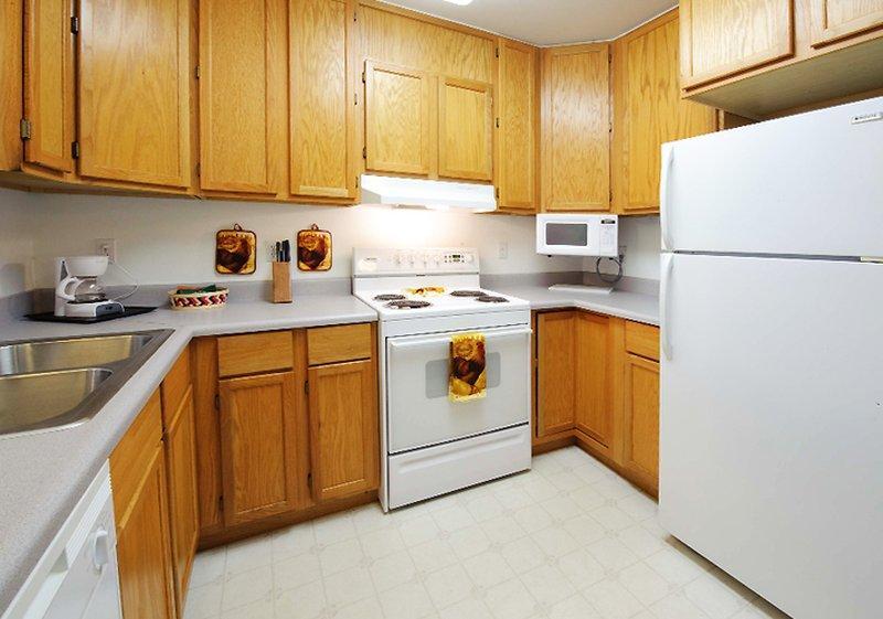 Frontier Suites Hotel In Juneau Bagian luar foto