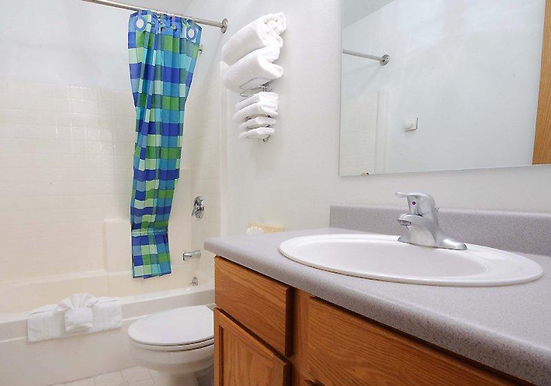 Frontier Suites Hotel In Juneau Bagian luar foto